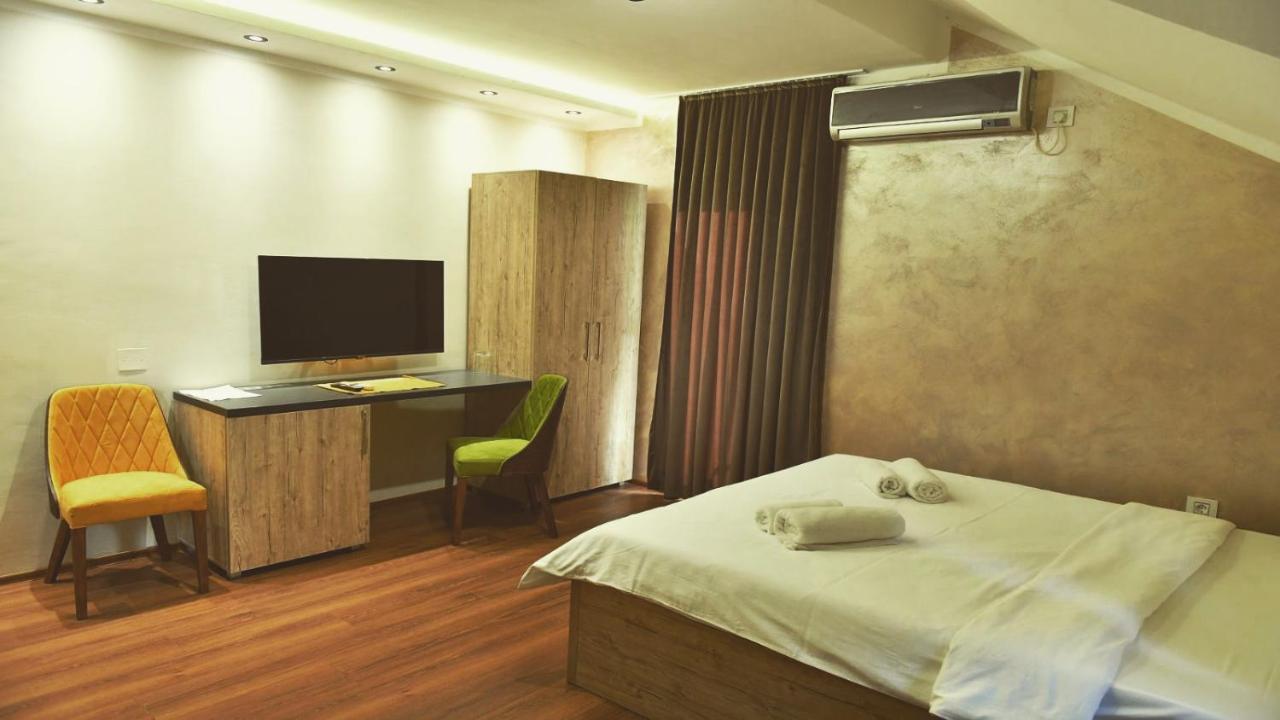Apartmani Mali Vikend Belgrad Exteriör bild